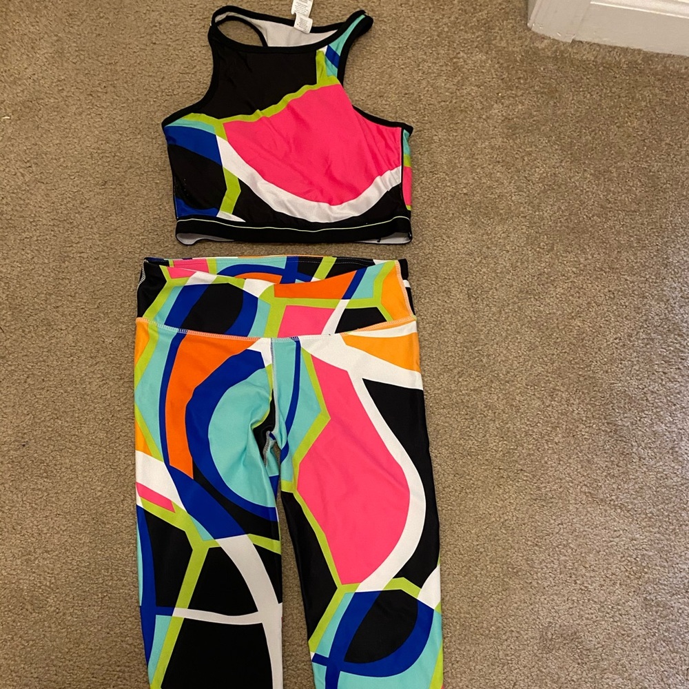 Colorful fabletics set-XS great condition!